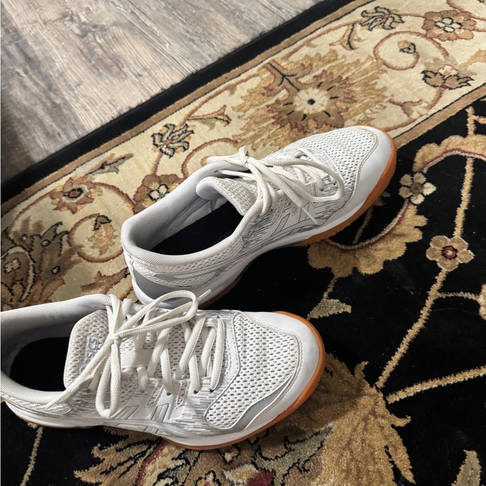 Asics White and Orange pickleball Breathable Mesh and Cushioned shoes